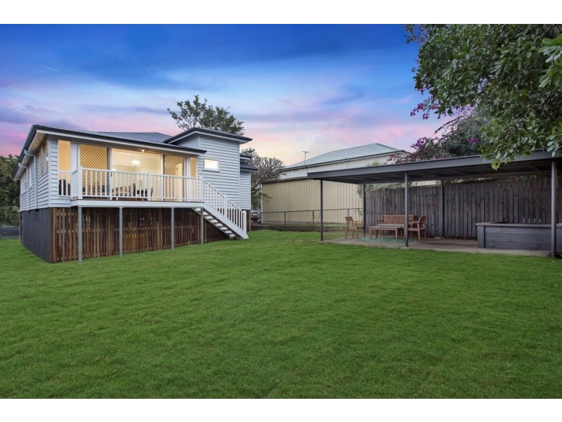 31 Carnation Street, Wynnum QLD 4178