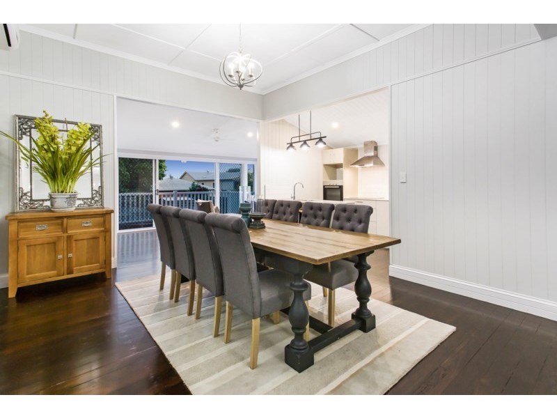 31 Carnation Street, Wynnum QLD 4178