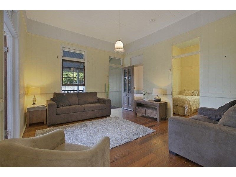 15 Caldwell Street, Manly West QLD 4179