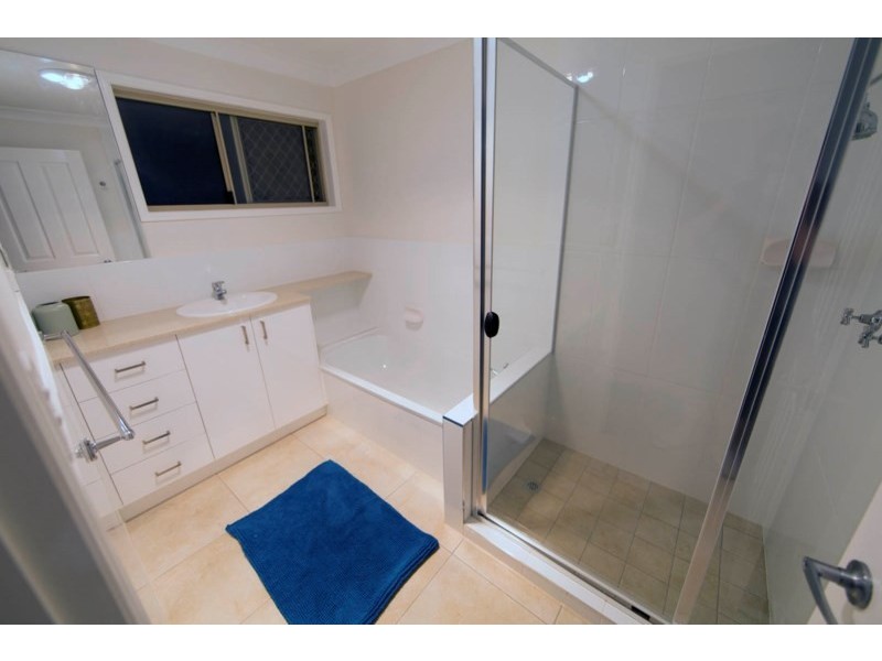 26 Network Drive, Wynnum West QLD 4178