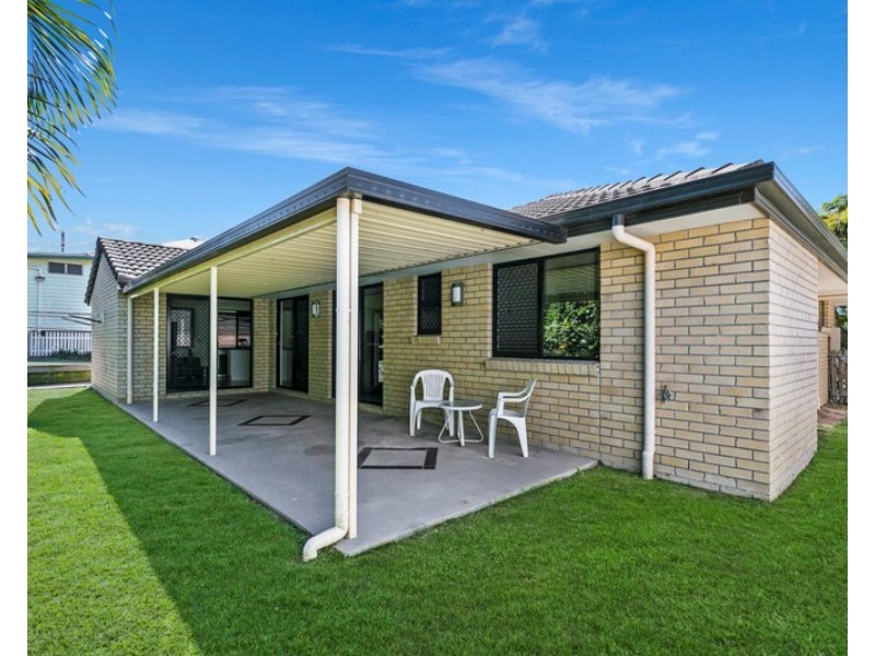 45 Roseberry Parade, Wynnum West QLD 4178