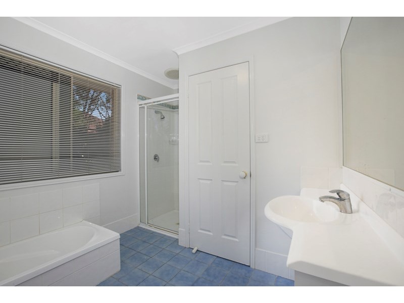 11/320 Manly Road, Manly West QLD 4179