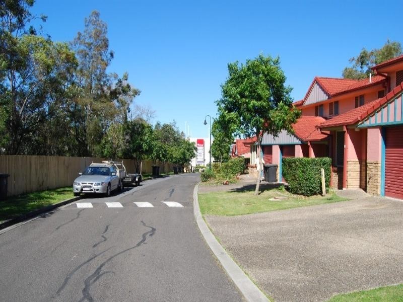 Carindale QLD 4152