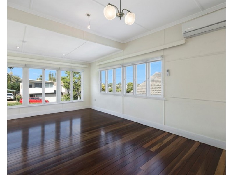 51 Macdonald Street, Lota QLD 4179