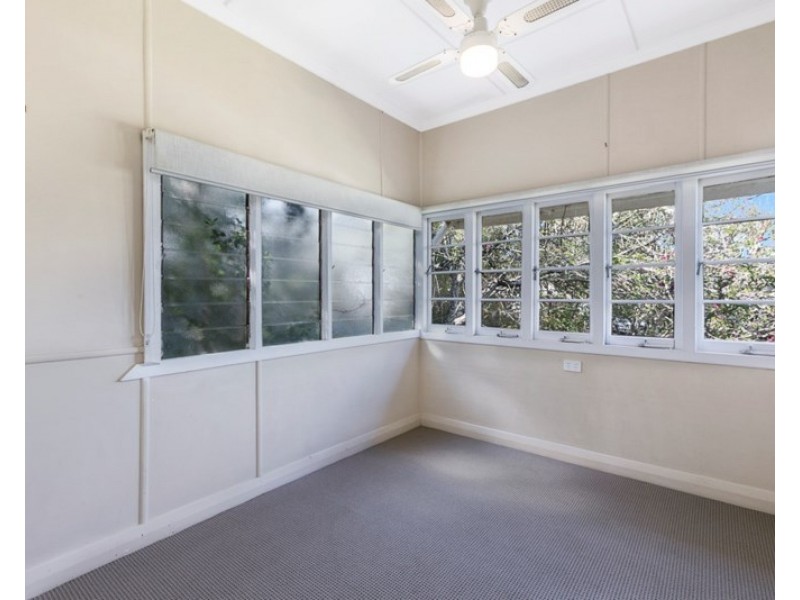 51 Macdonald Street, Lota QLD 4179