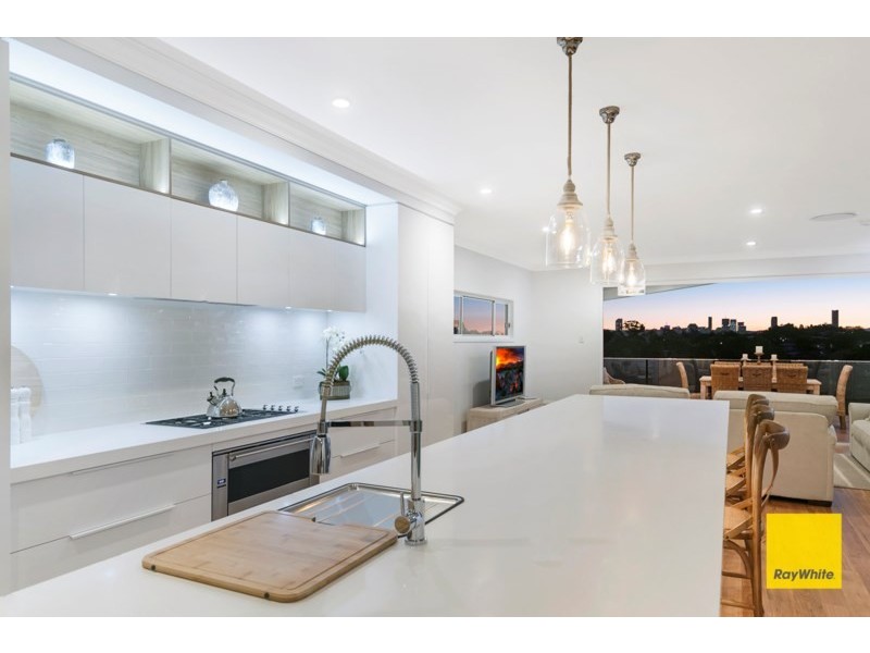 95 Blackwood Avenue, Morningside QLD 4170