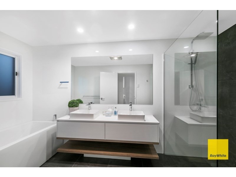 95 Blackwood Avenue, Morningside QLD 4170