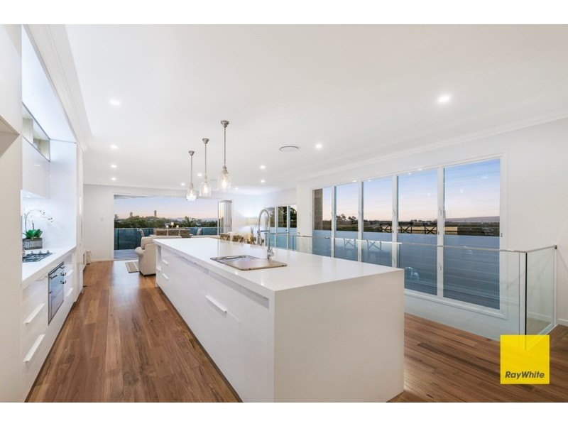 95 Blackwood Avenue, Morningside QLD 4170