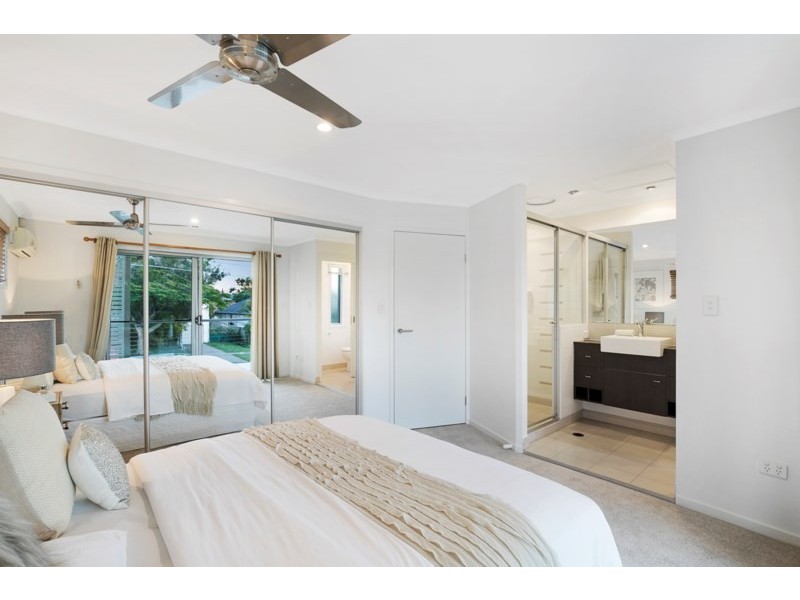 2/75 Anzac Road, Carina Heights QLD 4152