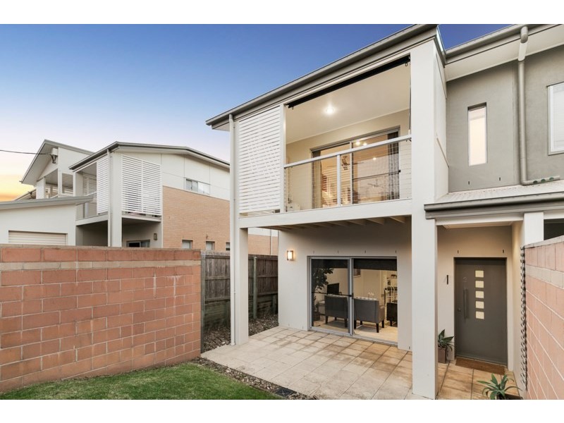 2/75 Anzac Road, Carina Heights QLD 4152