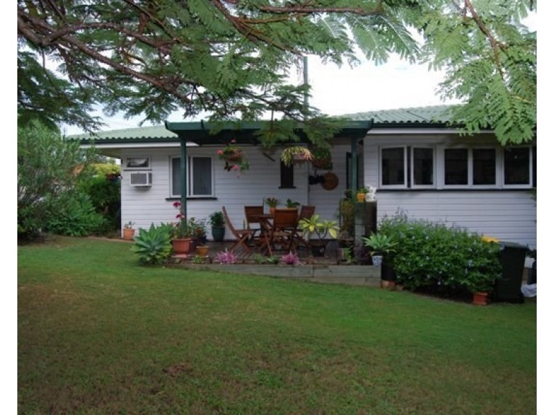 31 Grainger (cnr Sibley), Wynnum QLD 4178