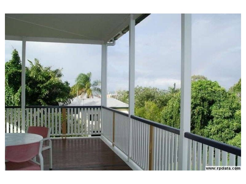 146 Melville Terrace, Manly QLD 4179