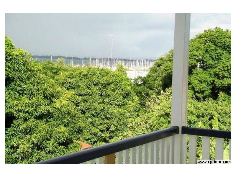 146 Melville Terrace, Manly QLD 4179