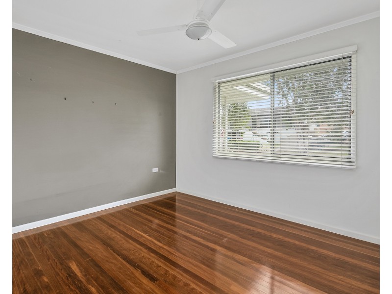 22 Leadale Street, Wynnum West QLD 4178