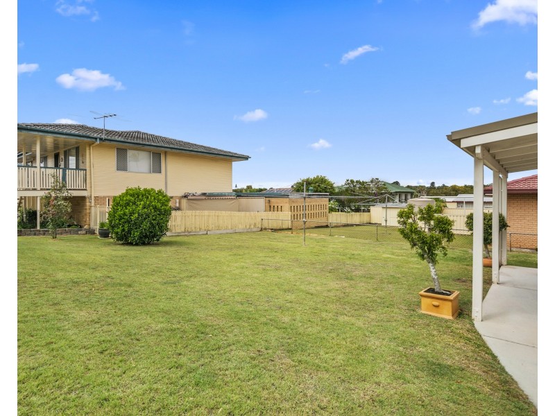 22 Leadale Street, Wynnum West QLD 4178