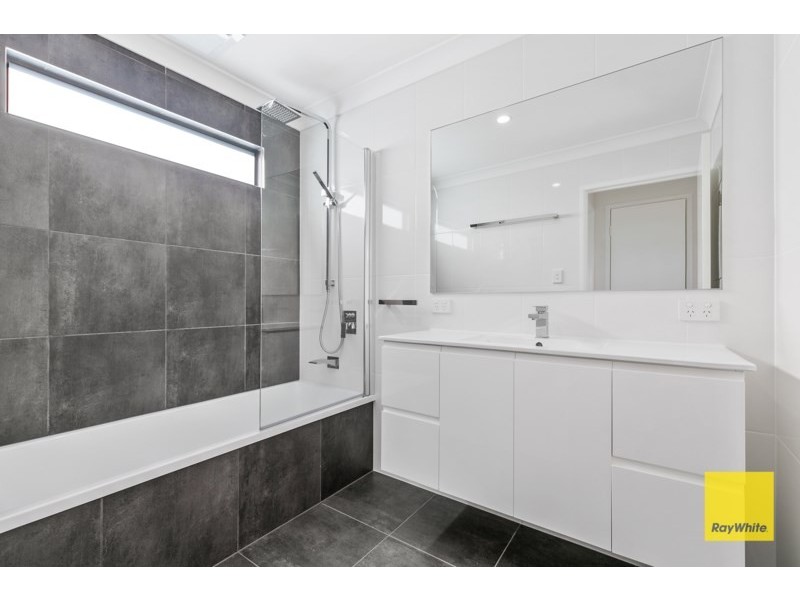 14 Blackwood Road, Manly West QLD 4179