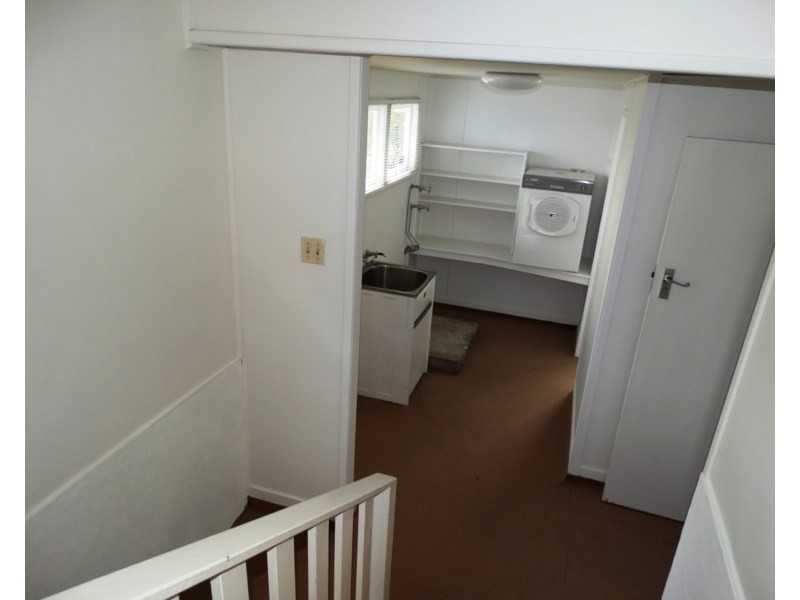 7 Wellington Street, Manly QLD 4179