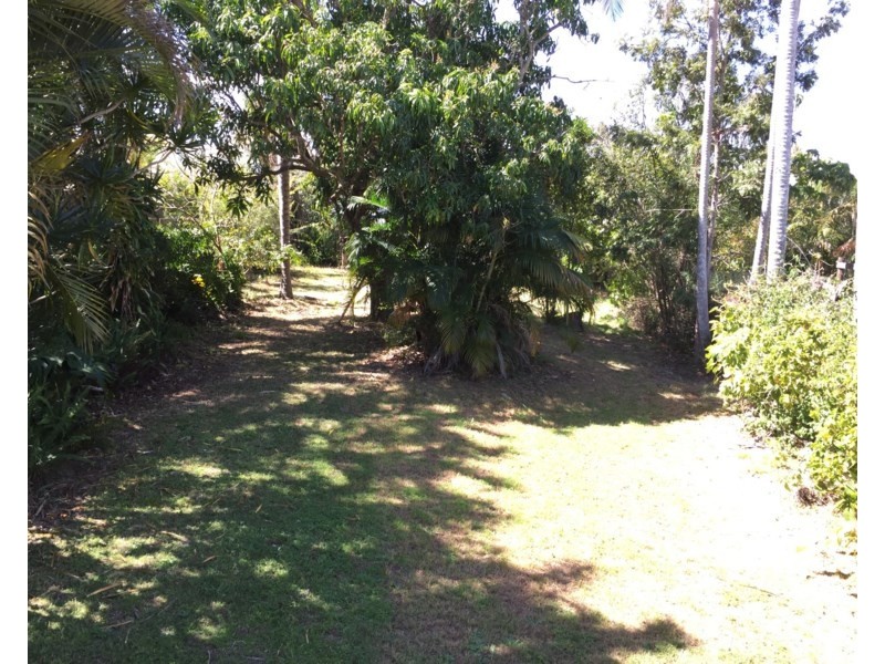 250 Whites Road, Lota QLD 4179