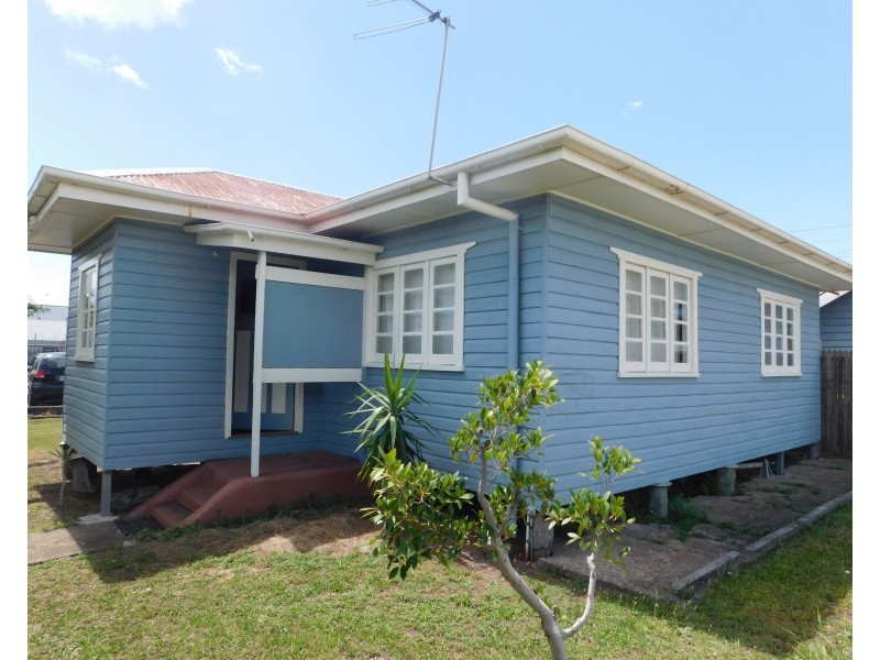 80 Andrew Street, Wynnum QLD 4178