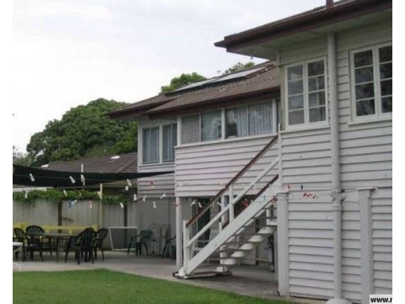 62 Rodney Street, Wynnum QLD 4178