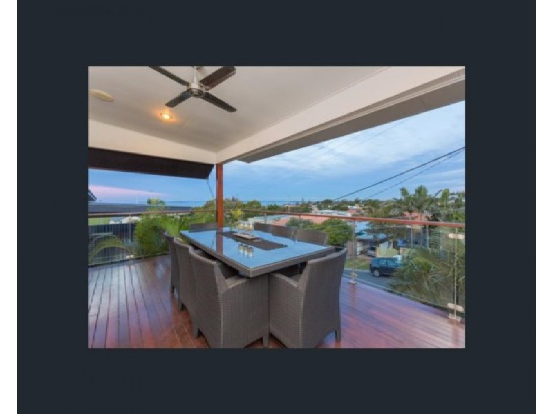 15 Warra Street, Wynnum QLD 4178