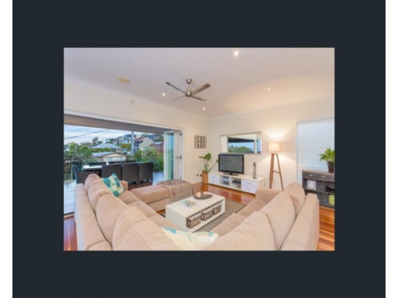 15 Warra Street, Wynnum QLD 4178