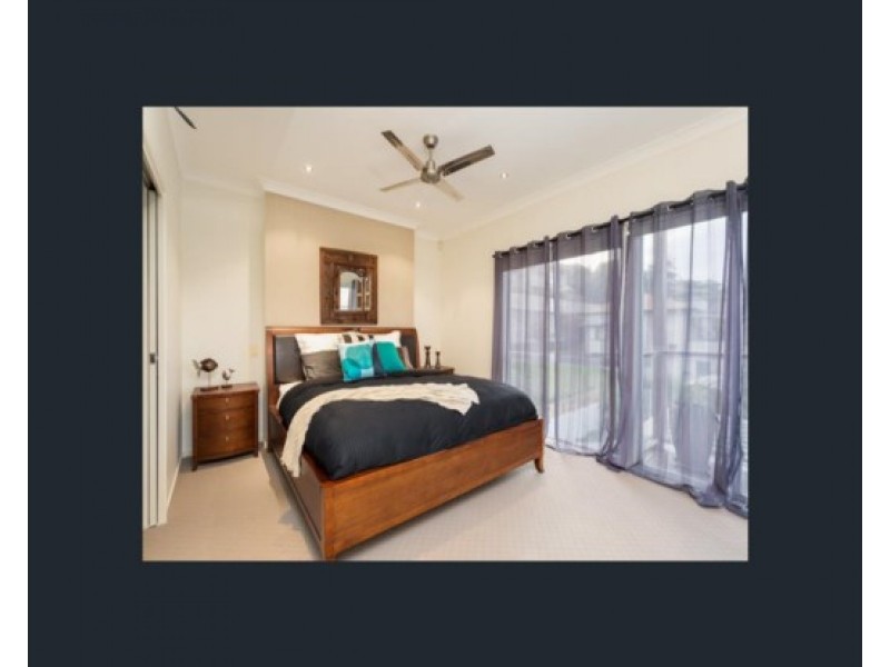 15 Warra Street, Wynnum QLD 4178