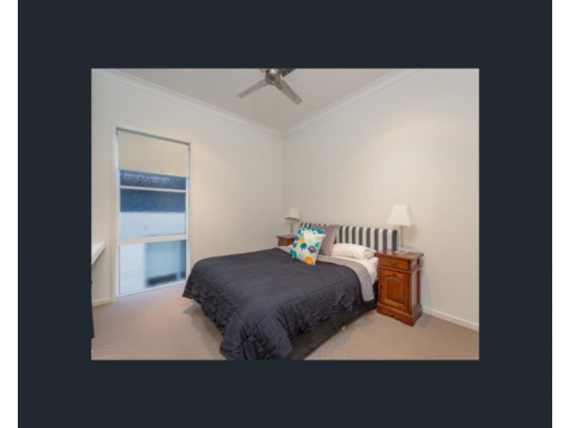 15 Warra Street, Wynnum QLD 4178