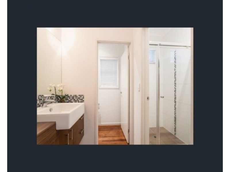 15 Warra Street, Wynnum QLD 4178