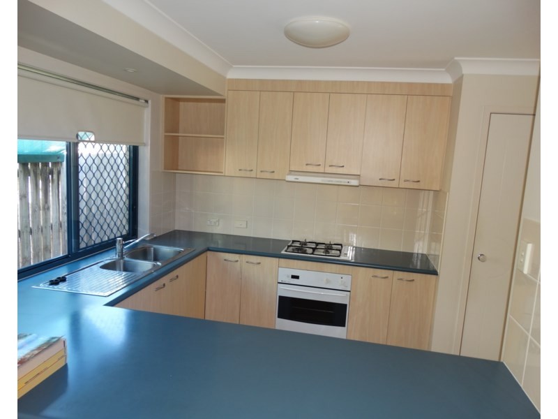 13 Outram Street, Lota QLD 4179