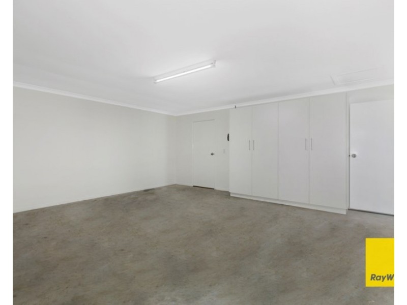 52 School Road, Wynnum West QLD 4178