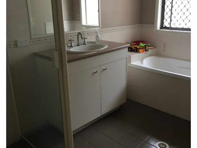 57 Brookside Place, Lota QLD 4179