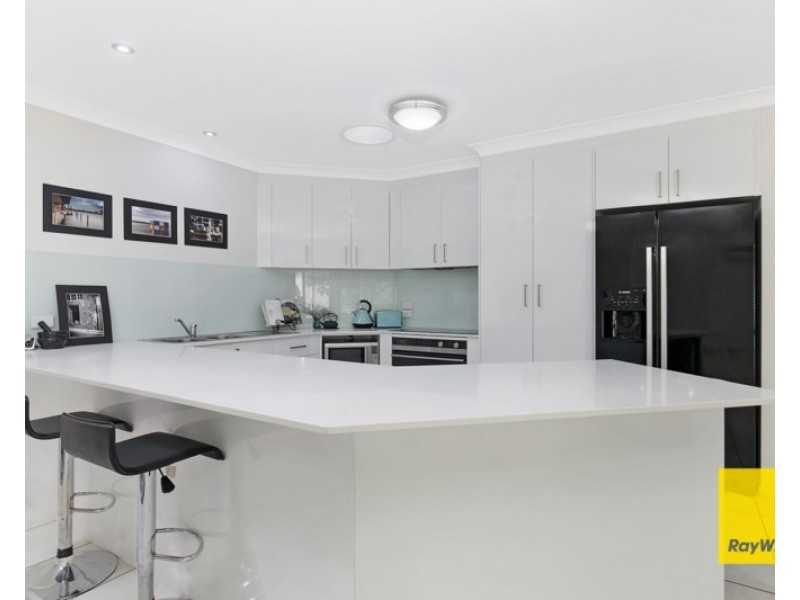 5 Brookside Place, Lota QLD 4179