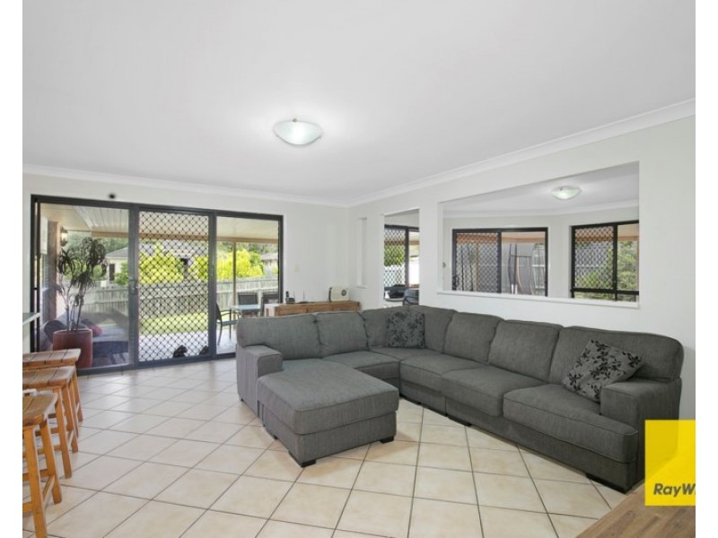 69 Senden Crescent, Manly West QLD 4179