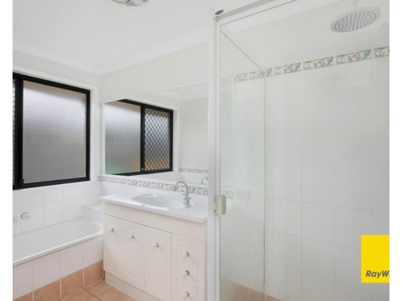 69 Senden Crescent, Manly West QLD 4179