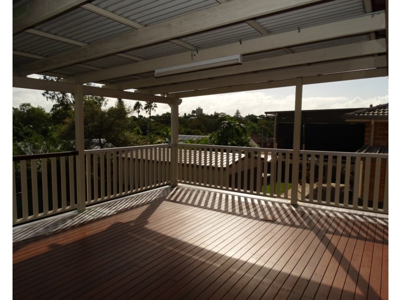 8 Sunstone Street, Manly West QLD 4179