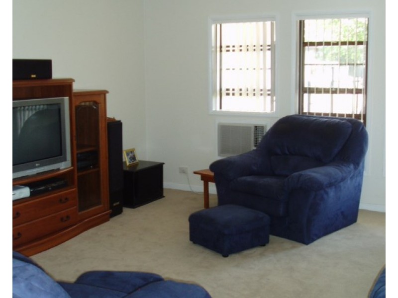 1 Sunstone Street, Manly West QLD 4179