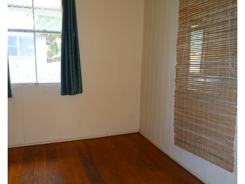 14 Manly Road, Manly QLD 4179