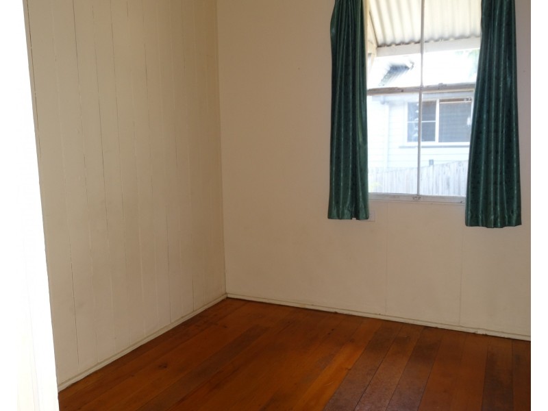 14 Manly Road, Manly QLD 4179