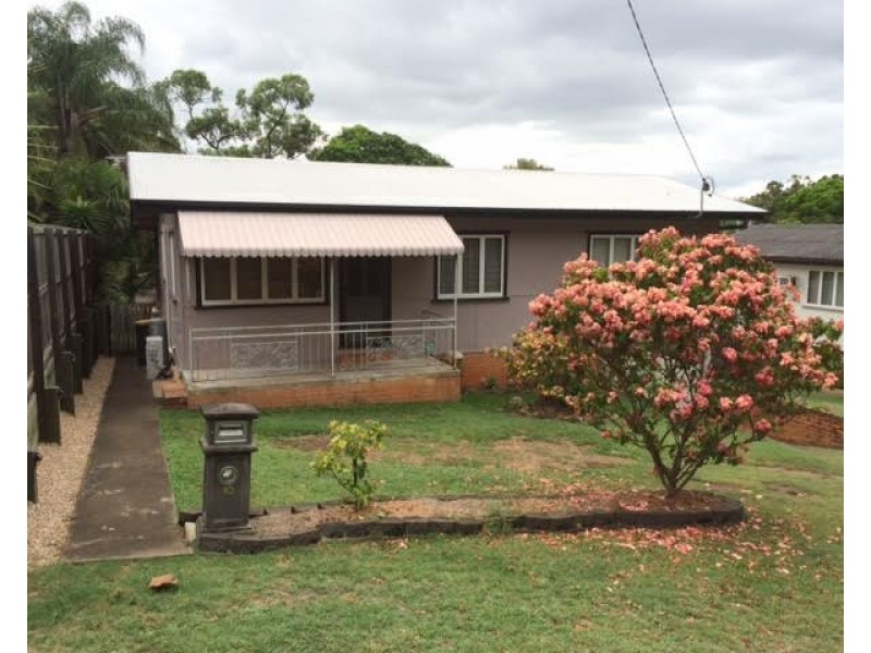 10 Bernays Road, Wynnum West QLD 4178