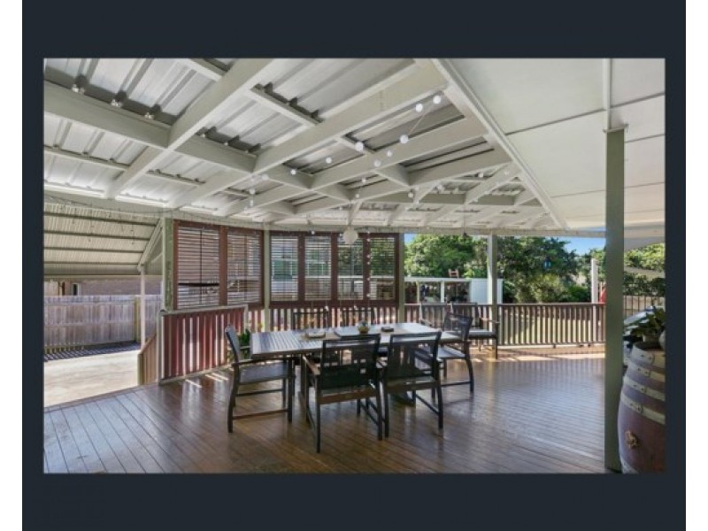 4 Harris Street, Wellington Point QLD 4160