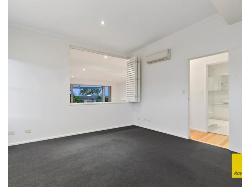 155 Kingsley Terrace, Manly QLD 4179