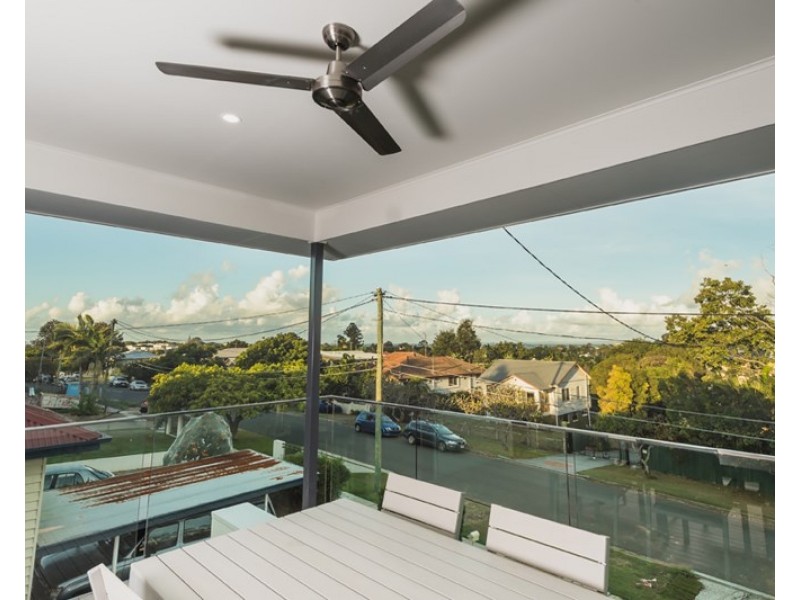 6 Kitchener Street, Wynnum QLD 4178