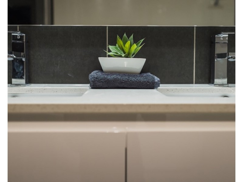 6 Kitchener Street, Wynnum QLD 4178