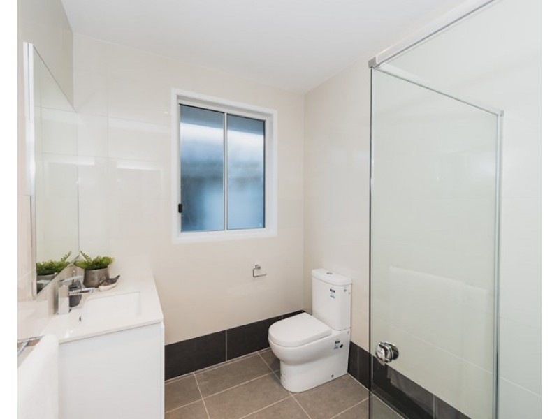 6 Kitchener Street, Wynnum QLD 4178