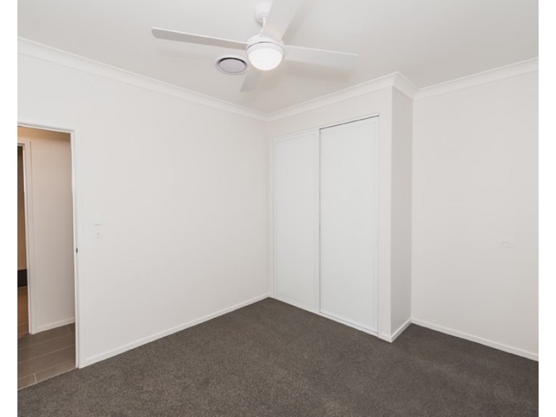 6 Kitchener Street, Wynnum QLD 4178