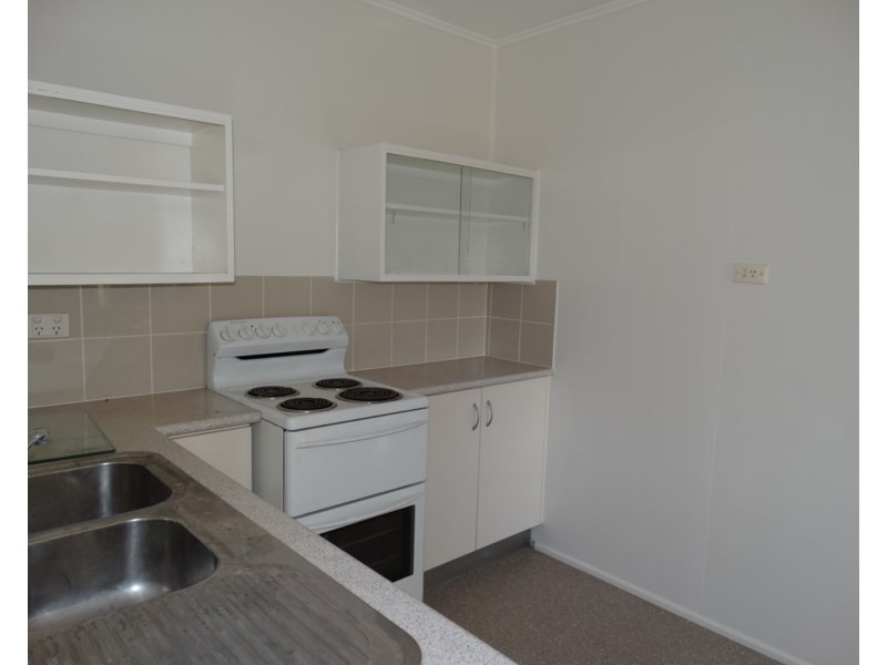 48 Stewart Parade, Manly QLD 4179