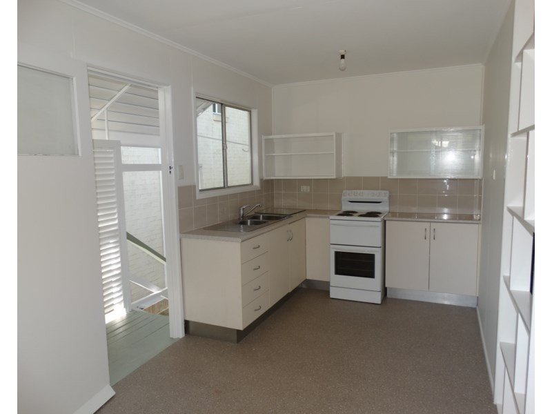 48 Stewart Parade, Manly QLD 4179