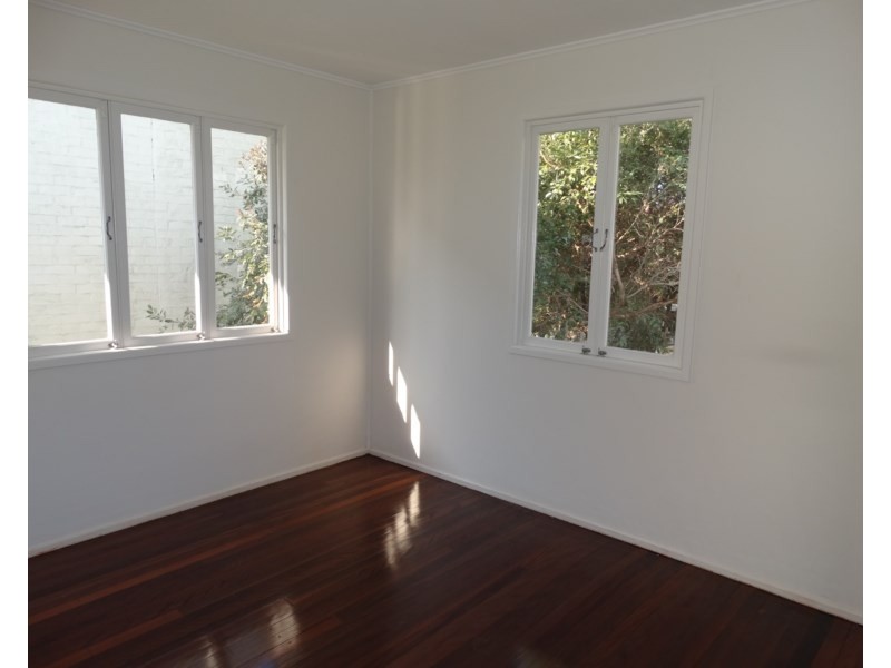 48 Stewart Parade, Manly QLD 4179