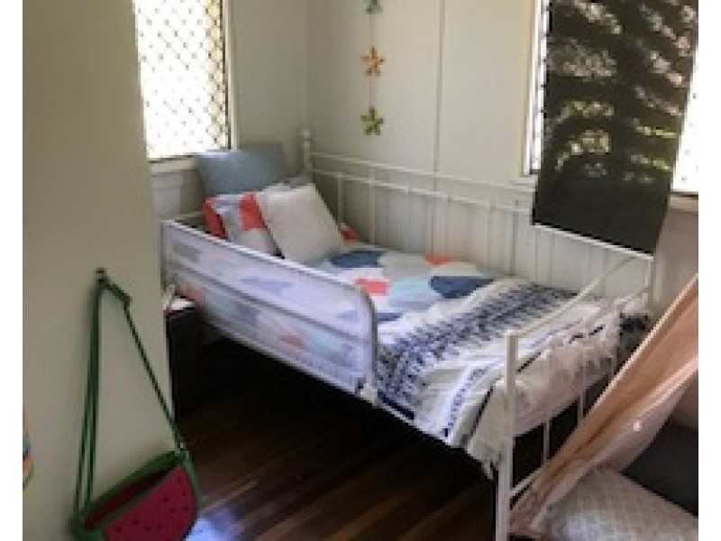 197 Whites Road, Lota QLD 4179